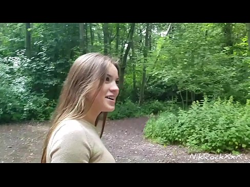 ❤️ Evelina'ya halka açık bir yerde sevişmemizi önerdim! O evet dedi. Sonra onu kıçından becerdim ve ağzına cum. Sonra kendine kızdı. ️❌ Porno videosu bizde ❌